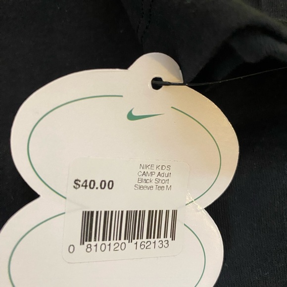 Nike Black Camp Sort Sleeve Tee- NWT - Picture 2 of 5